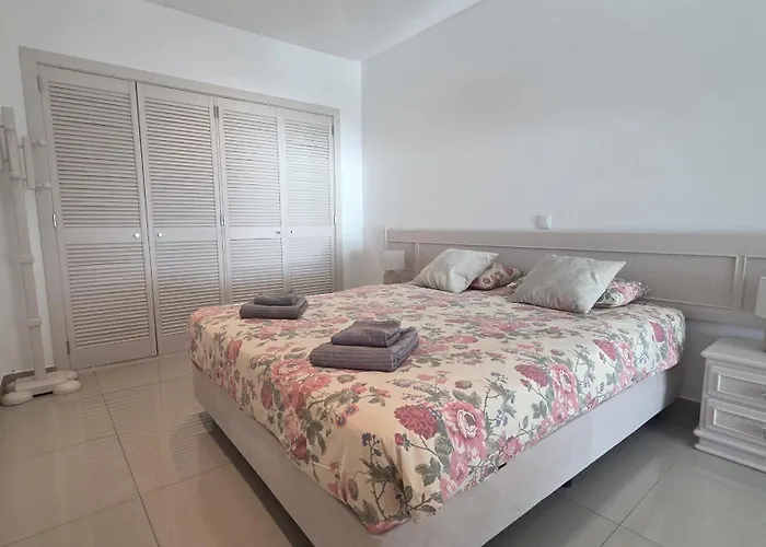 Lovers 26 아파트 *